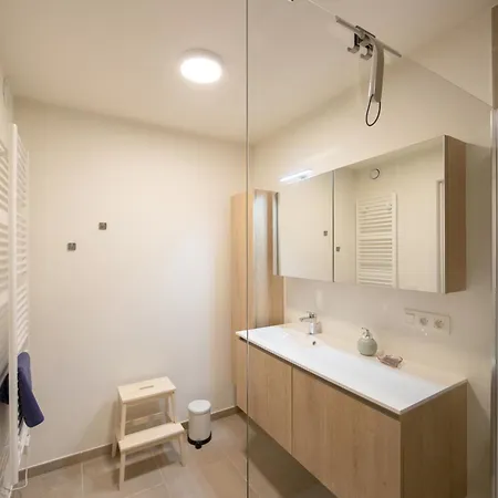 Apartment H&d At Sea